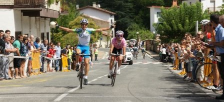 Hoy que fue la carrera de Zegama.
Como hacer 2 años seguidos 2° perdiendo en la misma linea de meta!!