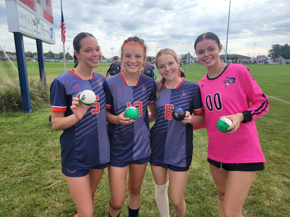 Game balls earned by Riley Robinson, Colee Cunningham, Ava Leader, &amp; Makenna Hutson in the win vs. Webo ⚽️🧡💙