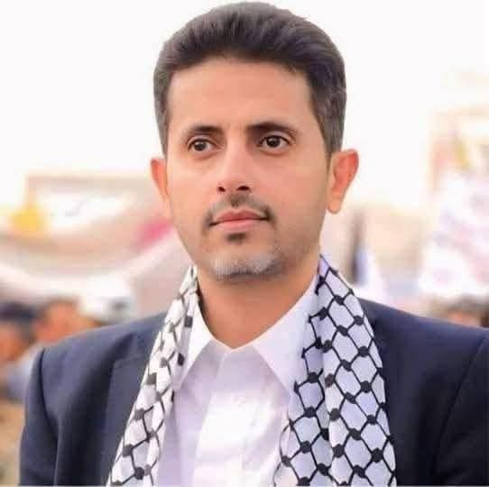 مراسل قناة المنار سابقاً الشهيد الوزير هاشم احمد شرف الدين وزير الاعلام في الحكومة اليمنية.. هنيئاً لنا ولليمن بهذه الدماء الشريفة دفاعاً عن الحق والاسلام.