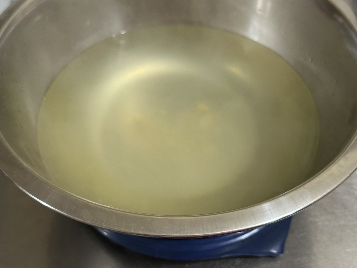 Cut the kernels off 8 ears of corn. Boil the cobs in 9 cups of water. Then simmer. That makes corn water/stock. Key to cut the thick soup during blending. Massive aroma and flavor.