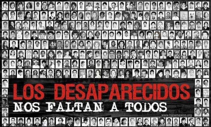 exdesaparecidos's tweet photo. 30 de agosto. Día Internacional de las Víctimas de Desapariciones Forzadas. 

"Porque luchabamos nos desaparecieron, porque aparecimos seguimos luchando" https://t.co/AaUAk5wSWC