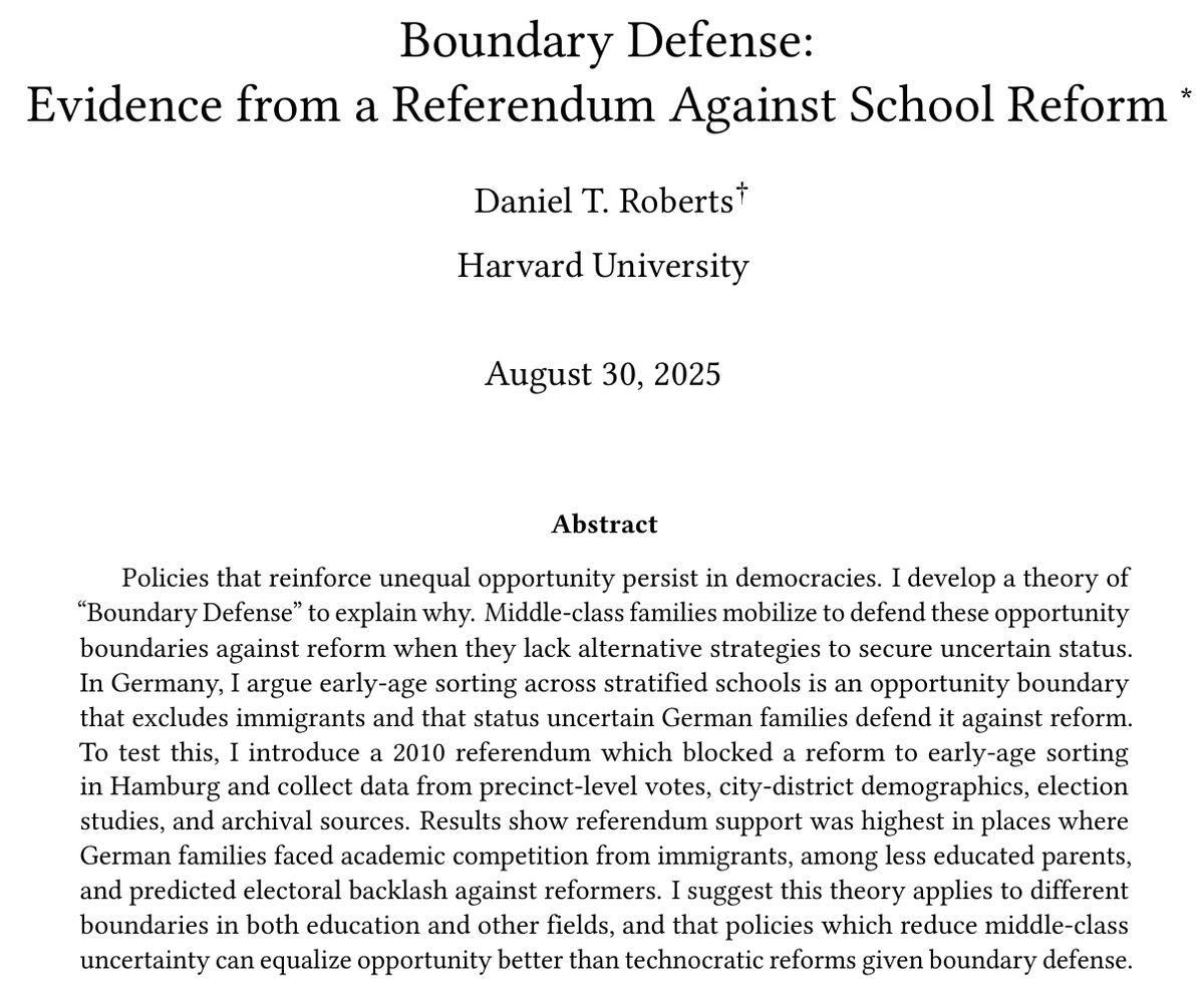 Whether a new or old follow, hi! A quick announcement  -- A new working paper will be out by the end of the weekend on "Boundary Defense". Abstract below, SocArXiv to come. 1 of 2 new projects whose release coincides with being on the poli sci market. Consider this a soft-launch!