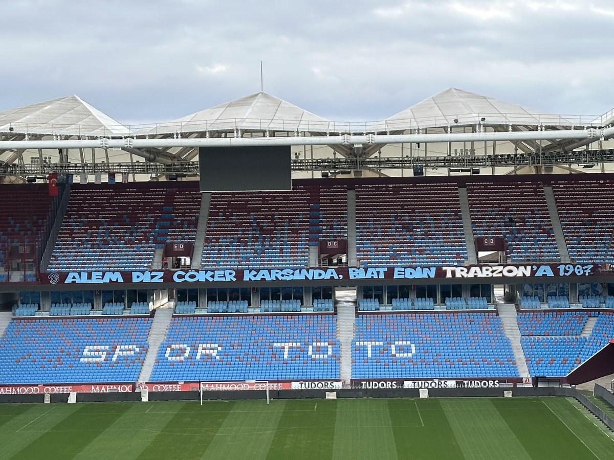 ALEM DİZ ÇÖKER KARŞINDA, BİAT EDİN TRABZON’A!

Yeni 75 Metre Pankartımız ile Tribünümüz hazır, biz hazırız! 

Yarın tribüne gelecek grup üyelerimizin ve taraftarlarımızın takımımıza itici güç olması için 90 dakika boyunca susmadan futbolcularımızla birlikte mücadele etmesi