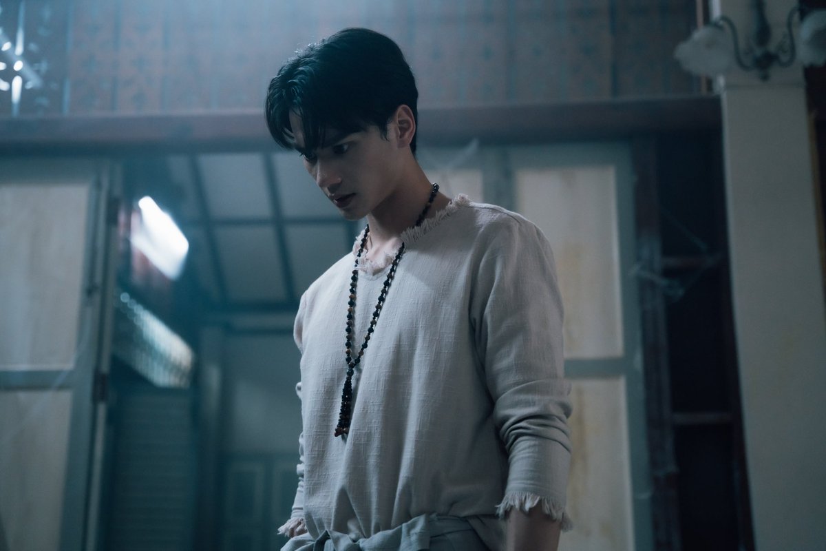 harit_keng's tweet photo. เป็นยังบ้างสนุกไหมครับ ขอคนละคอมเม้นได้ไหมค้าบบบ ดูต่อได้ที่ iQIYI นะครับบอกเลยว่าสนุกมาก
Khemjira The Series EP4
#เขมจิราต้องรอดEP4 https://t.co/6LjopZ7xcf