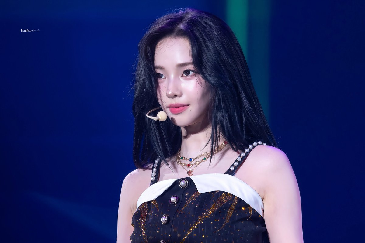 𝙀𝙣𝙙𝙡𝙚𝙨𝙨. tweet media