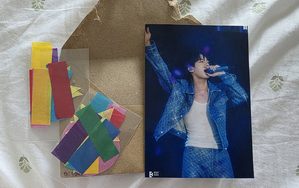 Anglophileat5⁷⁼¹ SAW JIN IN LONDON 💜 (@anglophileat5) on Twitter photo Thank you to the lovely <a href="/7bonobonoya7/">Bono Bono Ya⁷ 💜 ⩇⩇:⩇⩇ ⏱︎ 💜 ⟭⟬ᴱ ᴬᴿᴱ ᴮ⟬⟭ᶜᴷ</a> for sending me this lovely package with #Runseokjin_epTOUR_London confetti and this amaJIN pic 💜💜💜💜💜💜💜 Thank you to the lovely <a href="/7bonobonoya7/">Bono Bono Ya⁷ 💜 ⩇⩇:⩇⩇ ⏱︎ 💜 ⟭⟬ᴱ ᴬᴿᴱ ᴮ⟬⟭ᶜᴷ</a> for sending me this lovely package with #Runseokjin_epTOUR_London confetti and this amaJIN pic 💜💜💜💜💜💜💜