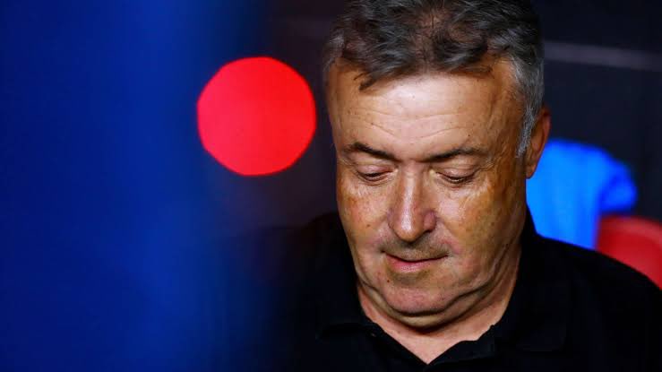 Se cansaron de reventar a Torrent en la Jornada 1, no lo bajaban de vende humo.

Hoy tiene a esos de la prensa calladitos, y apenas son 7 jornadas.