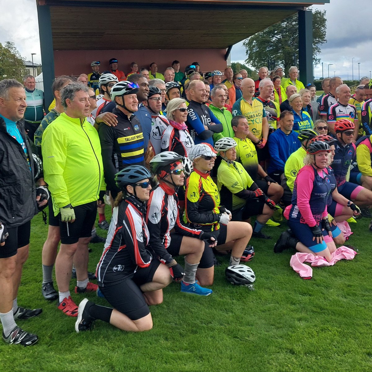 cancertrials_ie's tweet image. A massive thank you to all the cyclists who completed the Curragh to Curragh cycle in some real Irish weather! 🚴‍♂️💪 Your efforts will help fund vital pancreatic cancer research at Cancer Trials Ireland. We’re incredibly grateful for your support! 🙏 @CurraghTo
@curraghrace…