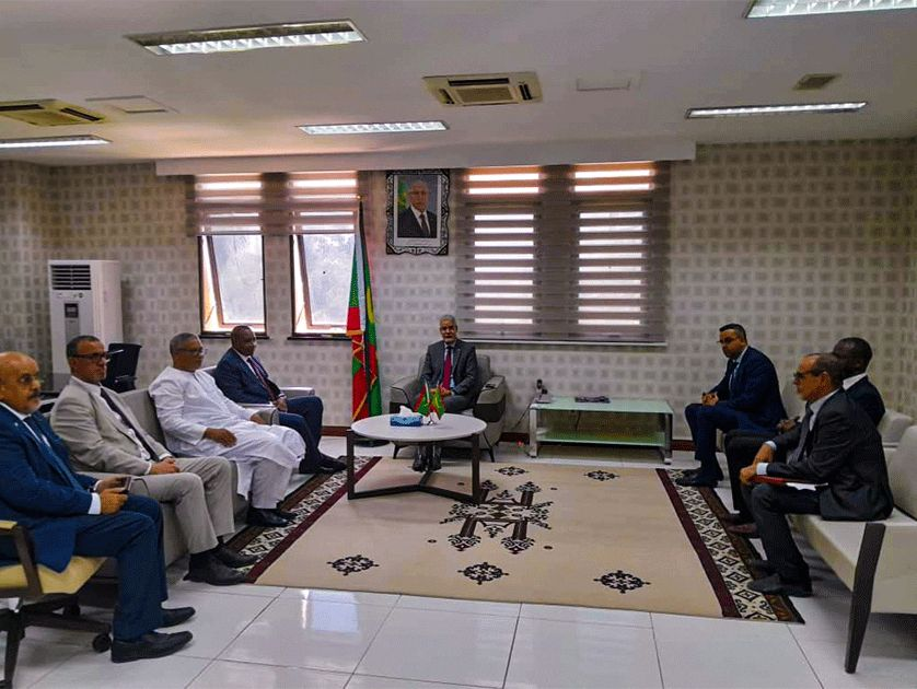 وزير الاقتصاد والمالية سيد أحمد ولد أبوه دعا شركاء موريتانيا لتعزيز التعاون مع وزارتي الاقتصاد والزراعة لتطوير برامج عملية تلبي حاجيات المجتمعات المحلية في دول الساحل .
#موريتانيا 
#الأمن_الغذائي 
#التنمية_المستدامة 
#الساحل