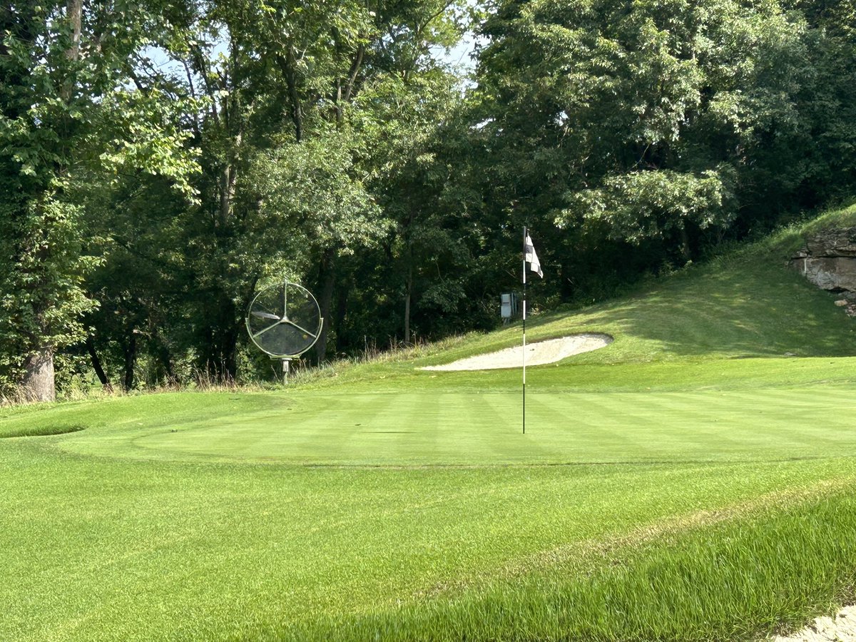 Performance Fans tweet media