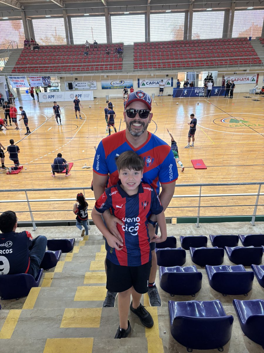 Presentes en la finalísima de los Dueños del Futsal 🔴🔵🌪️🙌🏽😎
