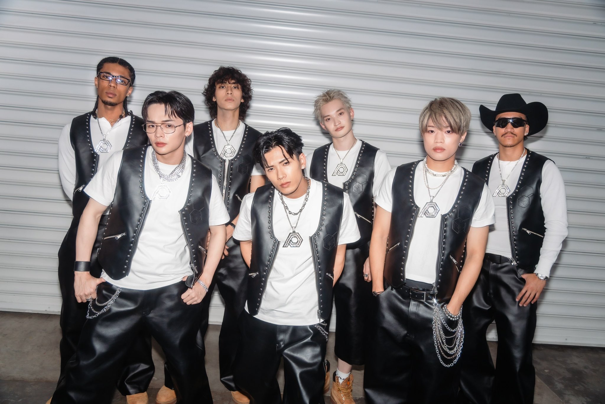 PSYCHIC FEVER 小波津志 サイフィ 世界が注目するイケメン ♡PSYCHIC FEVER【小波津志】って何者
