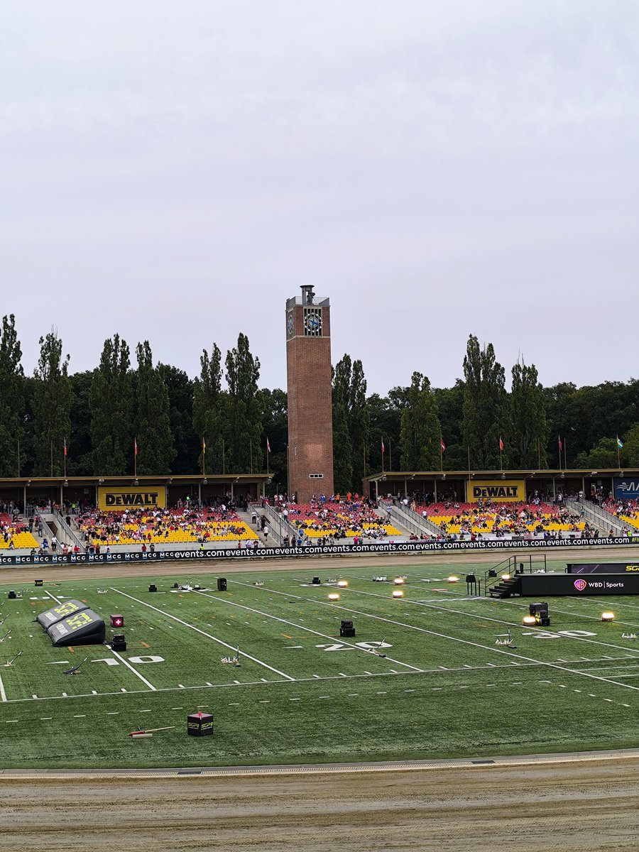 36.
<a href="/SpeedwayGP/">FIM Speedway GP</a> Wrocław 🔥
🎤 <a href="/jacekdre/">Jacek Dreczka</a>