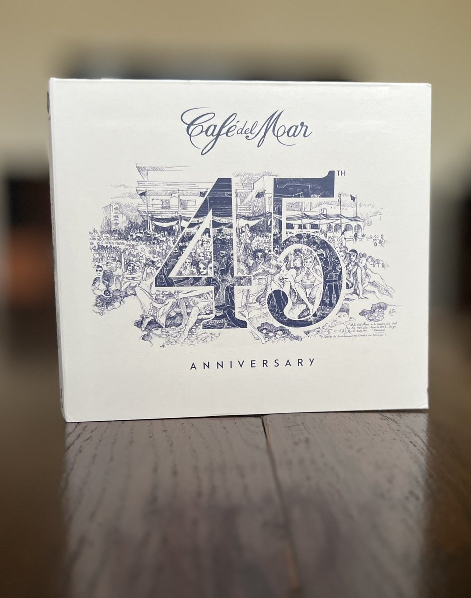Happy 45th birthday <a href="/CafedelMar_Ibz/">Café del Mar</a> Wish I was there.