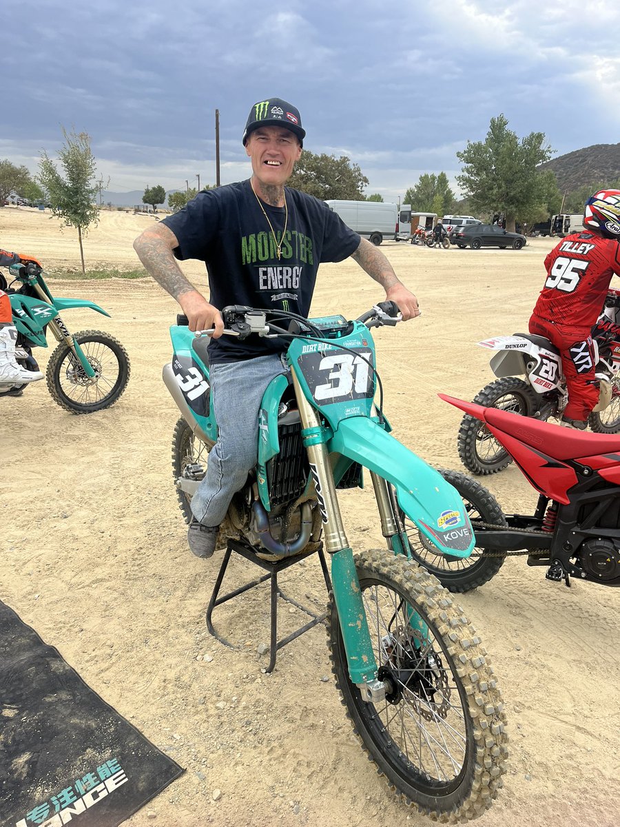 joehenner's tweet photo. What a week in SoCal testing the new Factory edition 250 &amp; 450! https://t.co/G2Qwdy8ALb