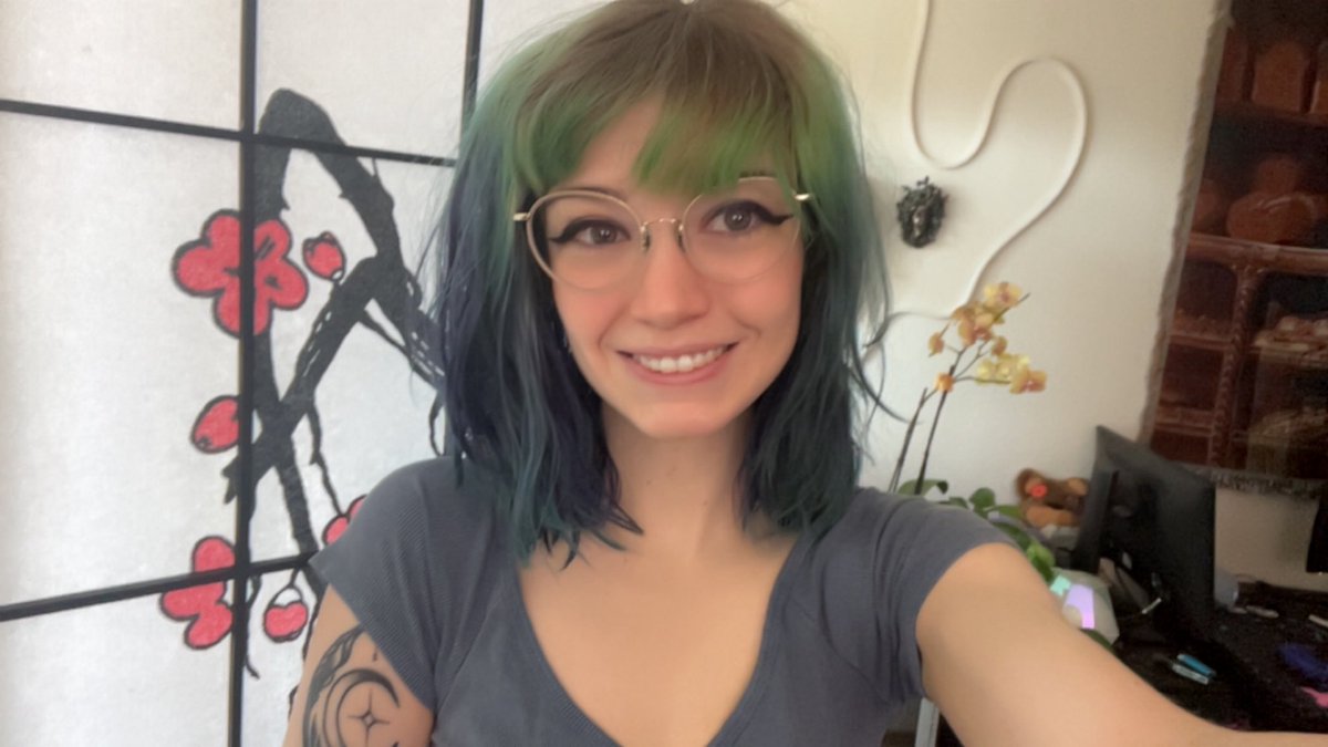 GrumpyBunBun tweet media