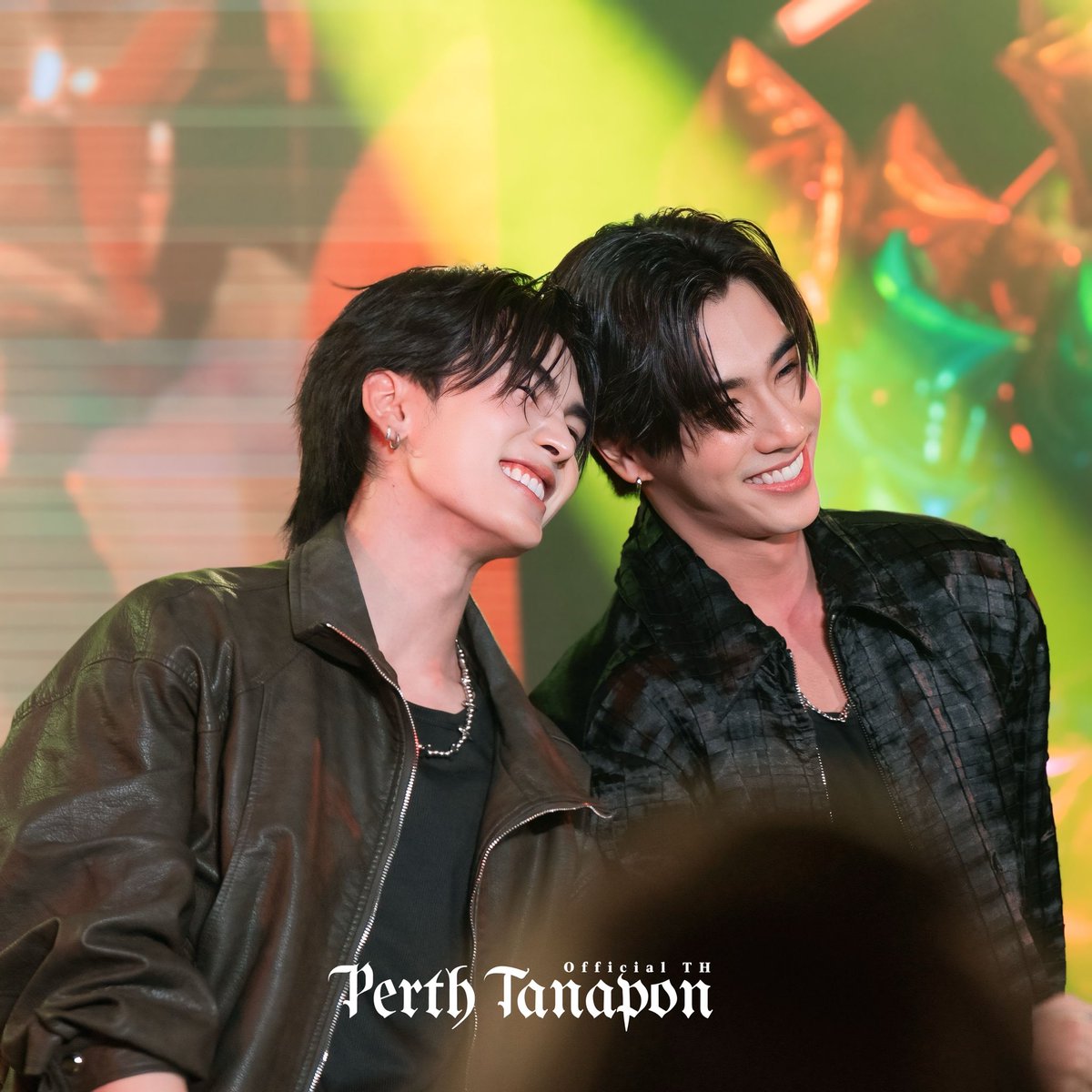 หวานกว่านี้ก็น้ำตาลเรียกพี่แล้วครับ 🖤🤍

AMORE DI PERTHSANTA A ROMA 

#PerthSanta1stFMinRome
#PS1stFMinRome
#PerthSanta #เพิร์ธแซนต้า