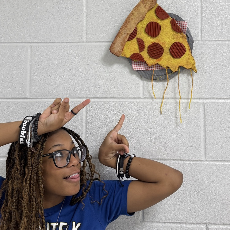 WalnutGroveHS's tweet photo. First few sculptures completed (students are learning to create low relief sculptures using color, pattern, and texture) with a challenge route to create a moving component) @ProsperISD #teachingup https://t.co/qFMmvkvQ8V
