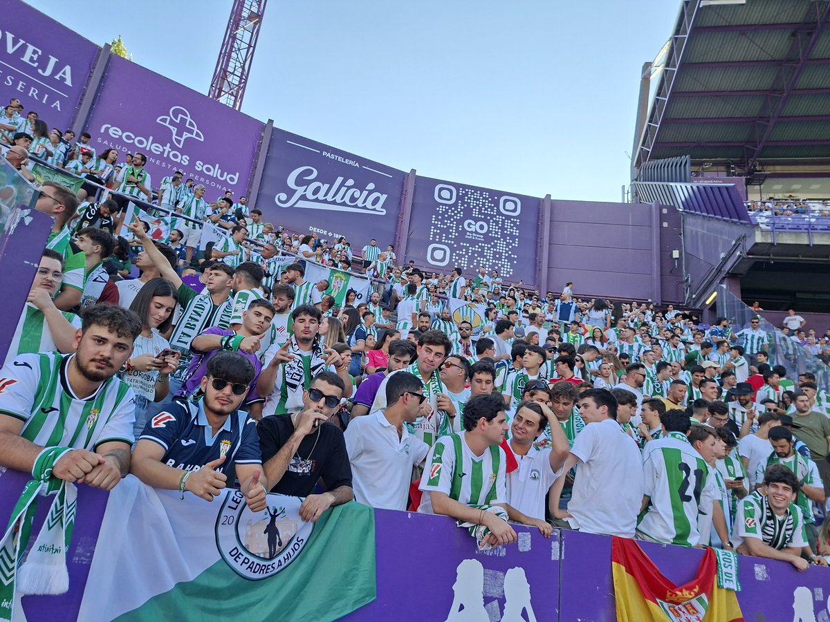 Los otros 18 (@losotros18) on Twitter photo Numerosísima y ruidosa afición del <a href="/CordobaCF_ofi/">Córdoba CF</a> #CCF desplazada al Estadio José Zorrilla para disfrutar del #RealValladolidCórdoba
¡Qué bonito es el fútbol los sábados por la tarde!
Honor a los desplazamientos Numerosísima y ruidosa afición del <a href="/CordobaCF_ofi/">Córdoba CF</a> #CCF desplazada al Estadio José Zorrilla para disfrutar del #RealValladolidCórdoba
¡Qué bonito es el fútbol los sábados por la tarde!
Honor a los desplazamientos