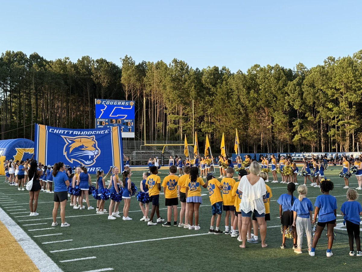 Elementary Night at Chattahoochee High School was so much fun!  Loved seeing all of the Abbotts Hill students at the game supporting Hooch!  <a href="/HoochHappenings/">Chattahoochee HS</a> <a href="/AHE_Principal/">Jill Osmerg</a> <a href="/FultonCoSchools/">FultonCountySchools</a> <a href="/FultonZone6/">Brian P Downey</a>