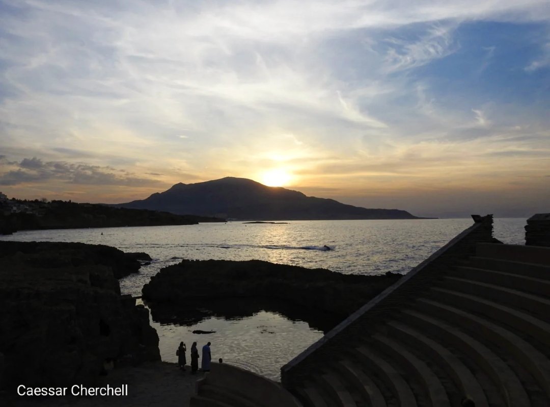 نابليون بونابرت:" الذين ولدوا في العواصف لا يخافون هبوب الرياح".