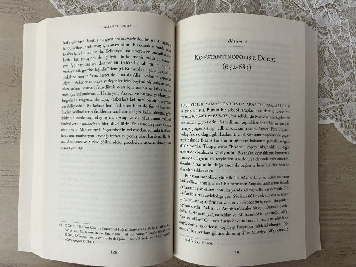 lvnsvm's tweet photo. İslam dışı kaynakların  gözünden bir bakış .

@yusufsinanc beyin emeği ile nihayet kendi dilimizde de okuyabildik.

Umarım “Seeing Islam as Others Saw It” de yakında çıkar inşallah. https://t.co/f4YPSMqvn4