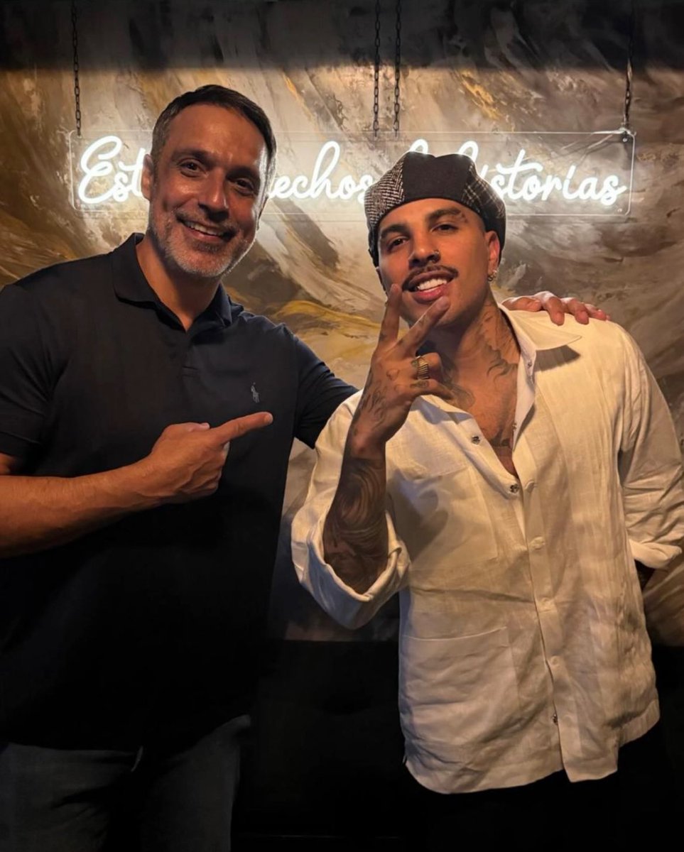 rauw alejandro last night at historias by sangre boricua 🇵🇷