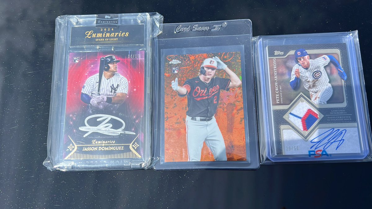 Justin Young tweet media