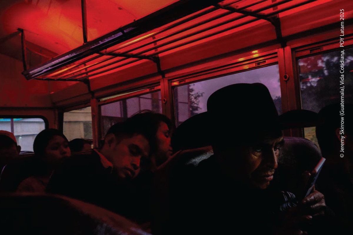 🔴 #POYLatam2025 | Ganadores

📸 VIDA COTIDIANA – Foto única
Destacada: Jeremy Skirrow  | 🇬🇹 
Tema: El trayecto cotidiano
IG: @undrgrain 

📌 Dirección: <a href="/pablocorralvega/">Pablo Corral Vega</a>  
poylatam.org
Comunicación: <a href="/SolipsisArt/">SolipsisArt Ecuador</a> 

#FotografíaLatinoamericana #JuzgamientoPOYLatam