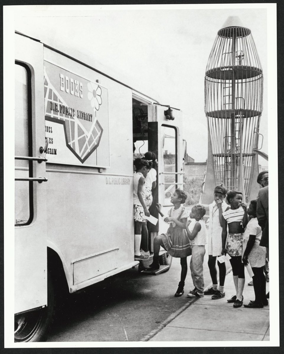 dcpl's tweet image. During the 1950s–60s, DC Public Library hit the road with the bookmobile 🚐💨. These rolling libraries brought stories, learning &amp;amp; resources to underserved neighborhoods—ensuring everyone had the chance to read, learn &amp;amp; grow. digdc.dclibrary.org