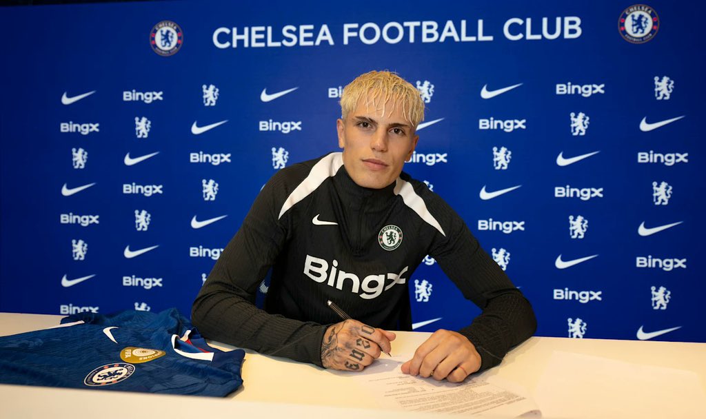 centredevils's tweet image. 🚨🚨| OFFICIAL: Alejandro Garnacho has joined Chelsea from Manchester United on a seven-year contract.