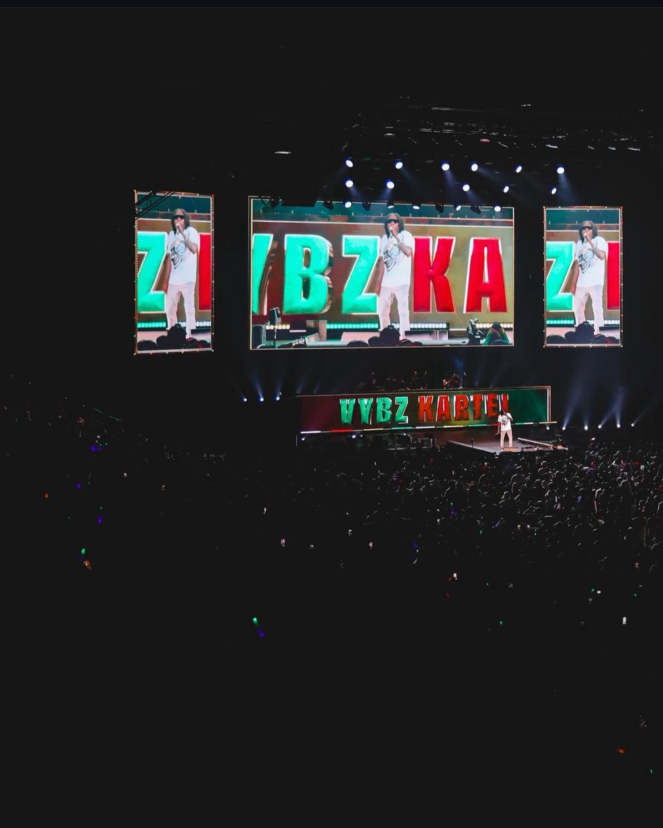vybzkartelchart's tweet photo. Vybz Kartel made history last night becoming the first dancehall artiste to sell out the Barclays Center three (3) times in one year 🎉 #ArenaShella #3Peat https://t.co/ysbmm5H0yZ