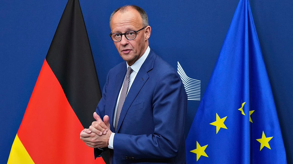DuchMateusz's tweet image. 🇩🇪🇪🇺 Nadchodzi Rzesza Europejska? 
Kanclerz Niemiec ogłosił, że ma ambicję zjednoczenia Europy pod przywództwem Niemiec, aby mogła obronić się przed Rosją. 

Berlin chce wreszcie wykorzystać na swoją korzyść kryzys, do którego walnie się przyczynił.