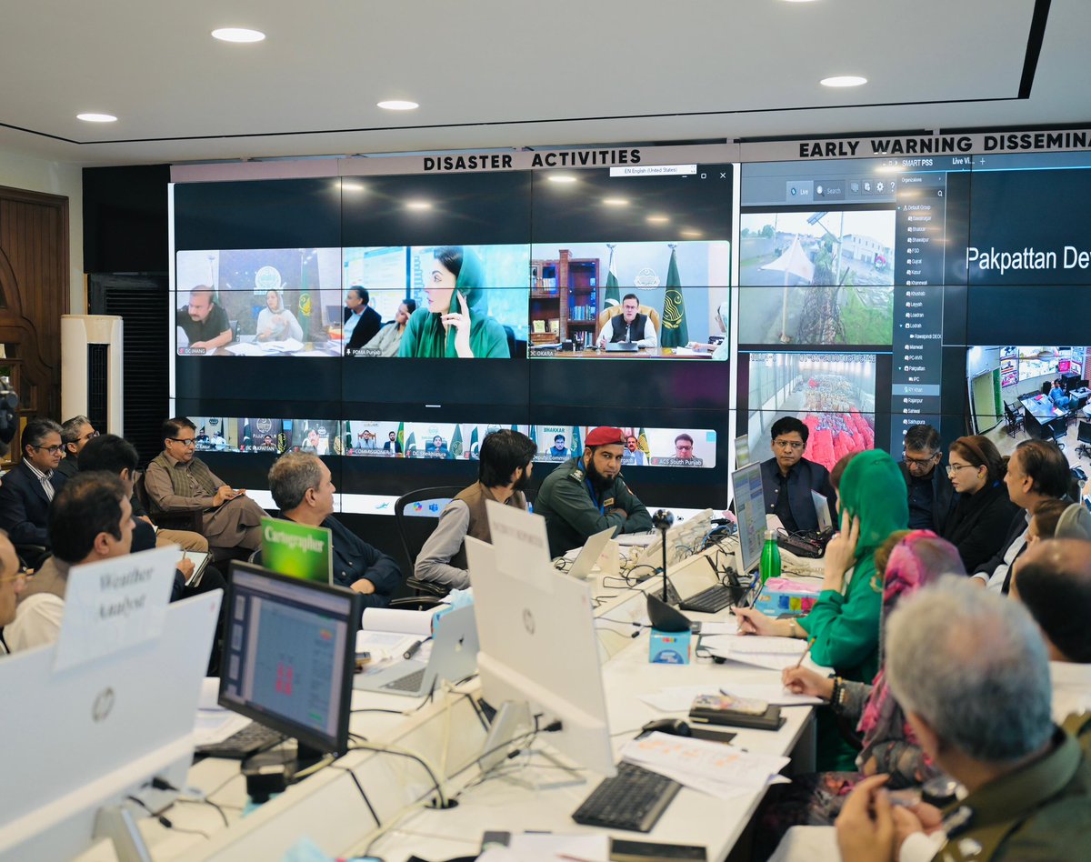 MaryamNSharif's tweet photo. In the war room with heads of all departments and the district administrations of Punjab, overseeing rescue and relief operations and guiding key decisions to aid people in need. https://t.co/0FZ1tL3cMf