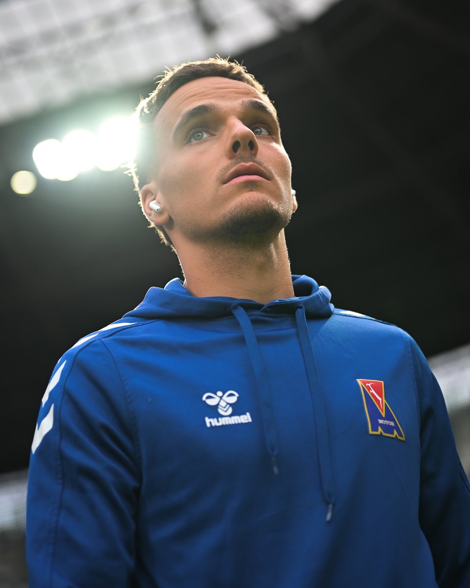 ✊🏻 <a href="/Bradlyh_/">Bradly van Hoeven</a> 

#GÓRMOT