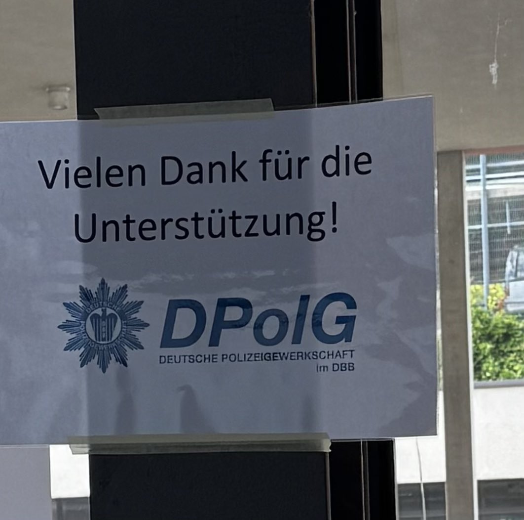 DpolgB's tweet photo. Sehr gerne haben wir das Familienfest der #polizeibonn unterstützt. 

#dpolg #bonn #polizei #nrw #ppbonn 
@DPolG_NRW https://t.co/3J3ihBxCce
