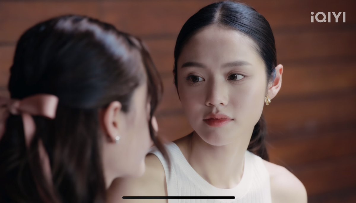 Lookmhee really handled the emotional ups and downs of this series so well. I was deeply moved by her acting in Harmony Secret—I almost cried! 😭 Over the past year, her acting has improved so much, and now I admire her even more. She will definitely become a drama queen one day