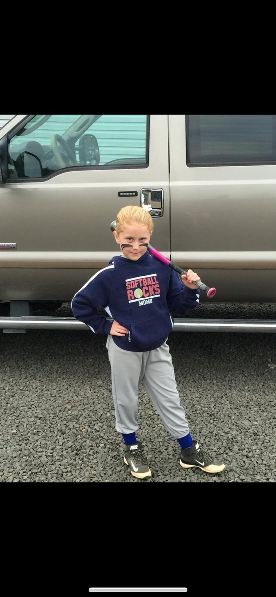 morgan_waln's tweet image. My softball journey started when I was just 5 years old. It’s crazy how far I’ve came but I know I wouldn’t be where I’m at now without my family and my amazing coaches. 2 more days. I pray that all you 27’s out there get what you have been dreaming about for years…❤️❤️