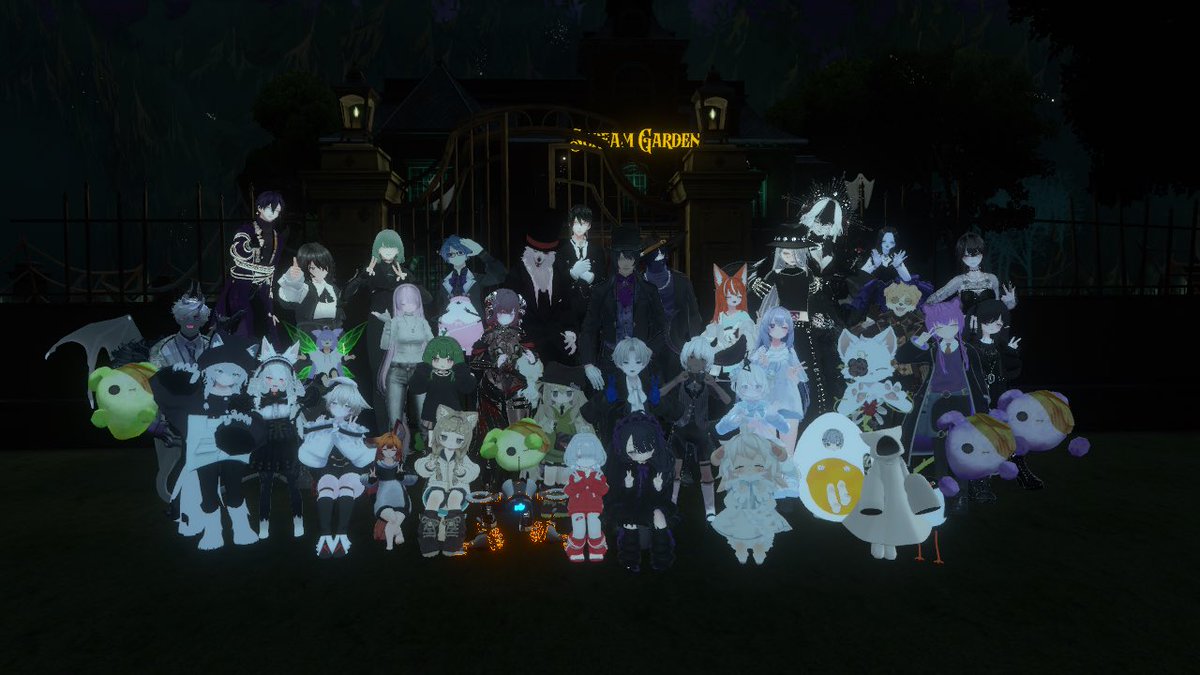 8/29 SCREAMGARDENに行ってきた！
やまみーさんのライブ歌がすごくカッコよかったし、その歌に合わせたパーティクルが凄くてめっちゃ良かった！
闇の一族の方たちとのおしゃべりも楽しくてあっという間だった〜
また見に行きたい！
 #VRC_SCREAM
 #VRC_庭