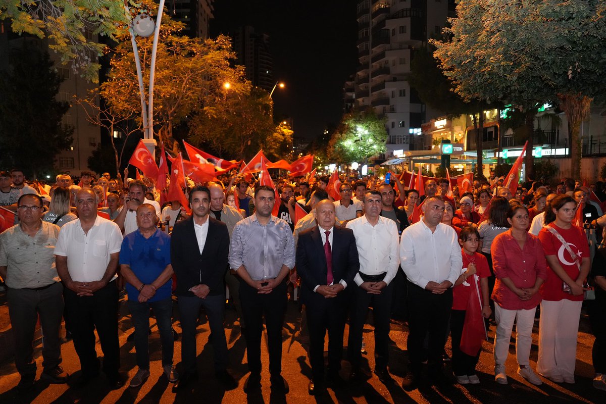 AliDemircali's tweet image. 🇹🇷 30 Ağustos Zafer Bayramı’nda Adana sokaklarını meşalelerle aydınlattık.

Milletimizin bağımsızlık ruhunu, kahraman ecdadımızın azmini ve Atatürk’ün emanetini gururla yaşatıyoruz.

103 yıl önce yakılan bağımsızlık ateşi, bugün de yolumuzu aydınlatıyor! ✨

#30Ağustos