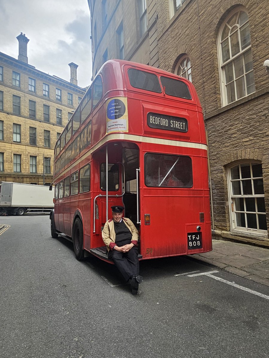 This morning I didn't expect to see TikToks about the new Netflix Narnia series being filmed in Bradford. Fast forward a couple of hours I saw the set in real life on a photography meet up.
Me &amp; some friends from the photography group also watched them film bits &amp; it was so cool
