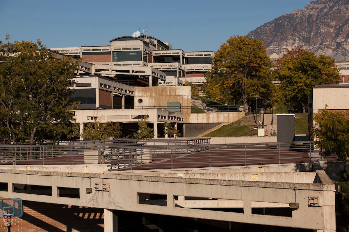 random_fedora's tweet image. Incorrect, Utah Valley University Campus