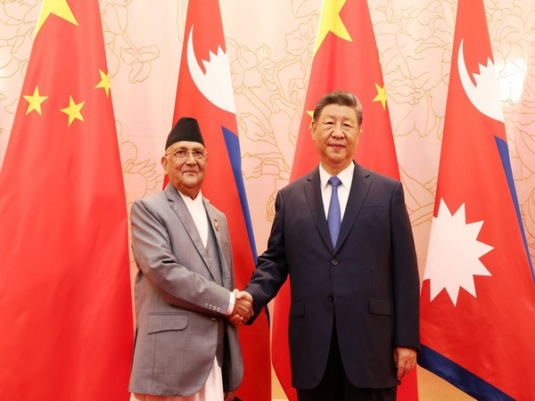 ani_digital's tweet photo. Nepal Prime Minister holds bilateral talk with Chinese President, raises issue of Lipulekh

Read @ANI Story | https://t.co/9PwRG2vhMs
#Nepal #PrimeMinister #bilateraltalk #ChinesePresident #XiJinping https://t.co/noo1fk88yR