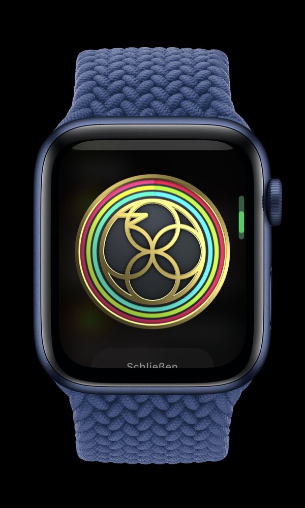 Wow. Was da so über die Jahre so zusammen kommt. 3.000 mal schon alle Ringe geschlossen 🙌🏼
#AppleWatch