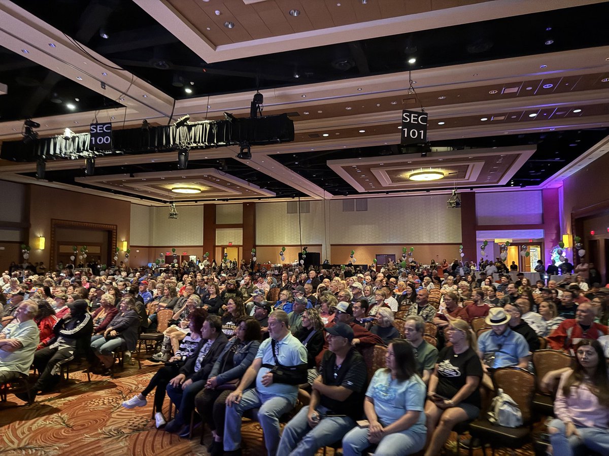 WBG (@therealwbg) on Twitter photo Right now at <a href="/SenecaAllegany/">Seneca Allegany Resort & Casino</a> thank you to everyone who took the time to be here Right now at <a href="/SenecaAllegany/">Seneca Allegany Resort & Casino</a> thank you to everyone who took the time to be here