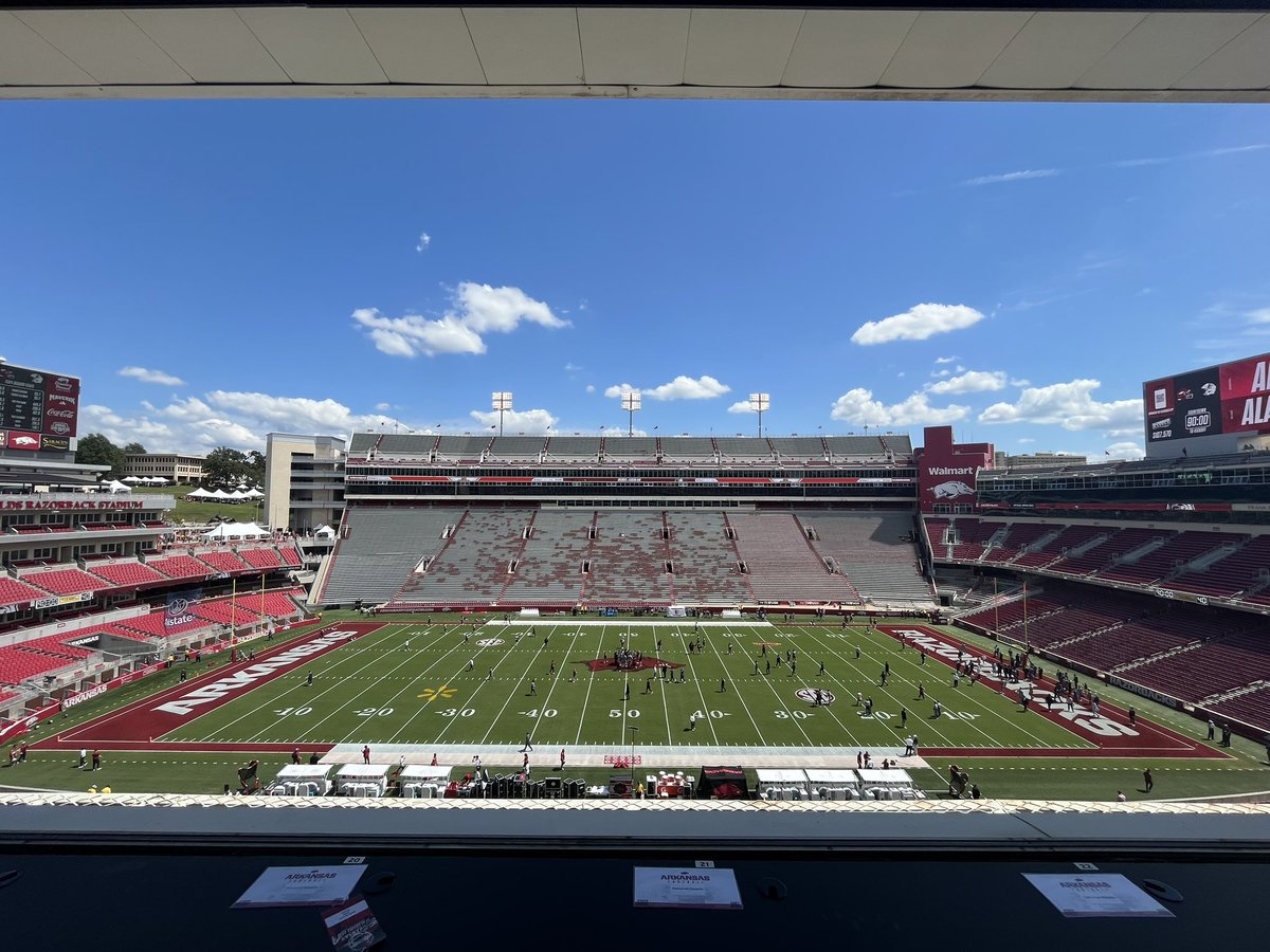 Matthew Byrne (@matthewbyrne1) on Twitter photo Boots on the ground, as the cool kids say
<a href="/TomMurphyADG/">Thomas Murphy</a> and I gotcha covered for today’s opener Boots on the ground, as the cool kids say
<a href="/TomMurphyADG/">Thomas Murphy</a> and I gotcha covered for today’s opener