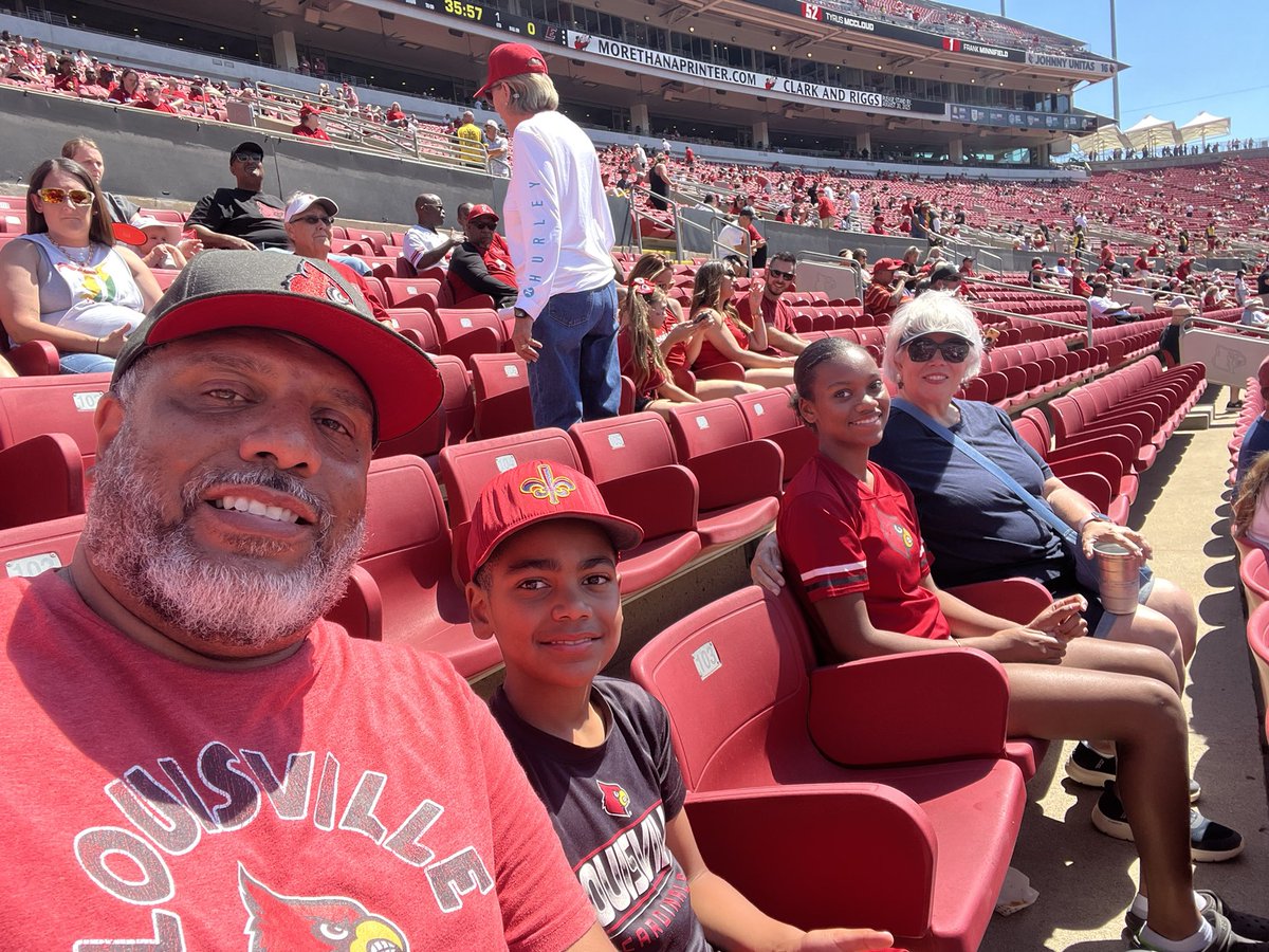 Game day! Let’s go Cards! #GoCards