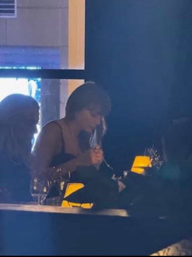 Taylor Swift Brasil tweet media