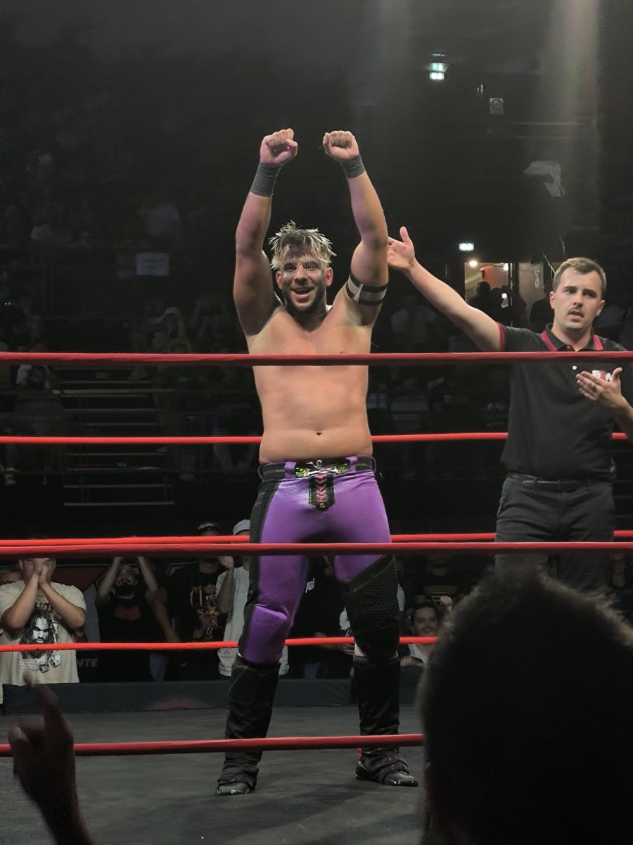 BZW x APC FRENCH TOUCH

Thiago Montero déf. Joey Janela