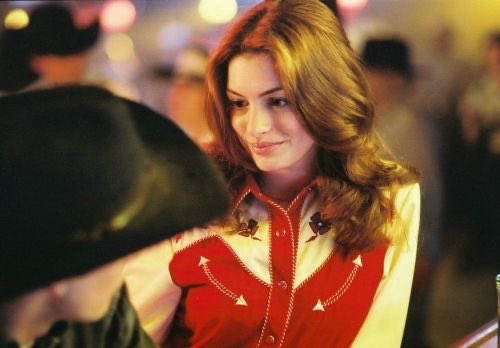 analysis thread on how alma and lureen’s failed marriages and social class were portrayed through their physical appearance